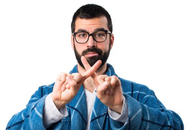 Sabahlık hiç jest yapıyor adam