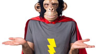 Süper kahraman maymun adam önemsiz jest yapma