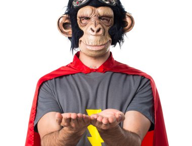 Süper kahraman maymun adam bir şey tutan