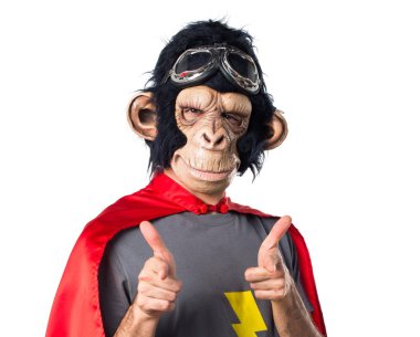 Süper kahraman maymun adam önüne işaret