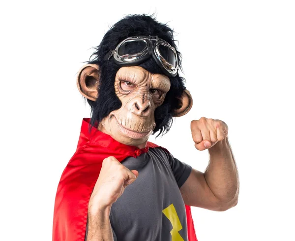Superhrdina opičí muž dává ránu — Stock fotografie