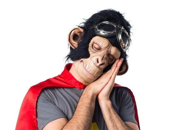 Homem macaco super-herói fazendo gesto de sono — Fotografia de Stock