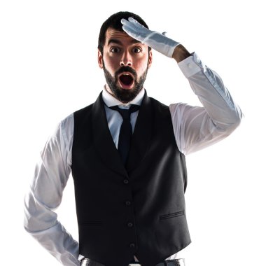 Lüks garson sürpriz jest yapıyor