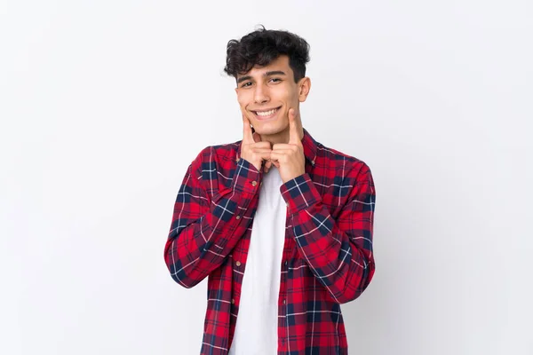 Jonge Argentijnse Man Geïsoleerde Witte Achtergrond Glimlachend Met Een Vrolijke — Stockfoto