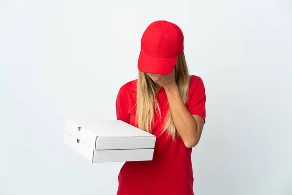 Доставка Пиццы Женщина Держит Пиццу Изолированы Белом Фоне Усталым Больным — стоковое фото