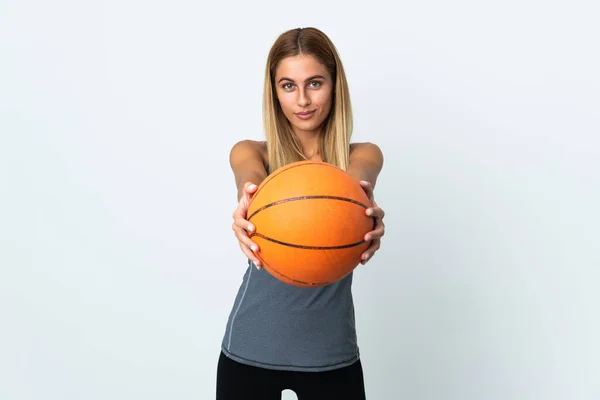Junge Studentin Auf Weißem Hintergrund Beim Basketballspielen Isoliert — Stockfoto