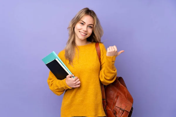 Adolescente Estudante Russo Menina Isolada Fundo Roxo Com Polegares Para — Fotografia de Stock