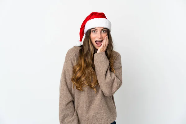 Fille Avec Chapeau Noël Tenant Cadeau Isolé Sur Fond Blanc — Photo