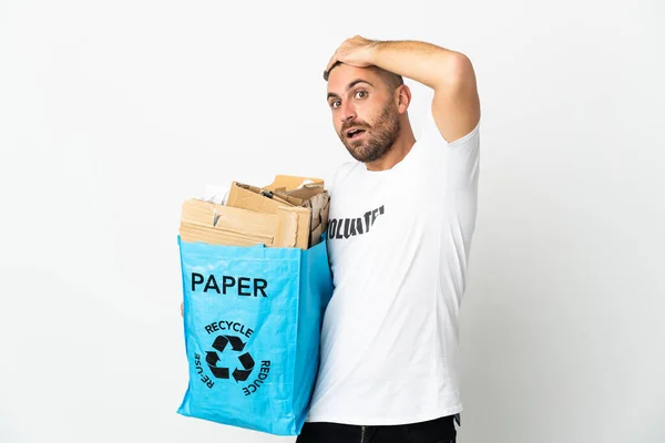 Hombre Caucásico Sosteniendo Una Bolsa Reciclaje Llena Papel Para Reciclar —  Fotos de Stock