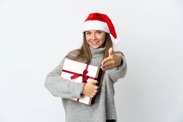 Lithianian Γυναίκα Χριστουγεννιάτικο Καπέλο Κρατώντας Δώρα Απομονώνονται Λευκό Φόντο Χειραψία — Φωτογραφία Αρχείου