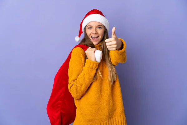 Mujer Litio Con Sombrero Navidad Aislado Sobre Fondo Púrpura Con —  Fotos de Stock