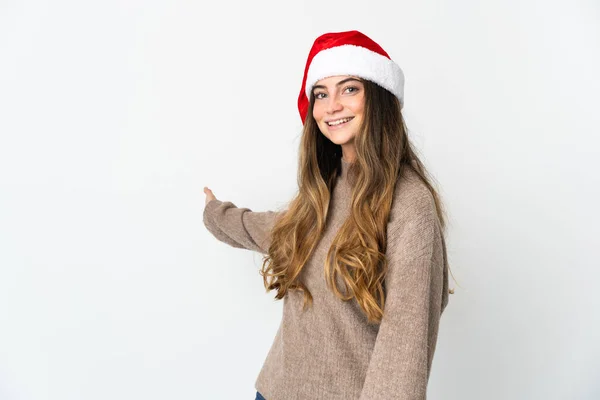Blank Meisje Met Kerst Hoed Geïsoleerd Witte Achtergrond Reiken Handen — Stockfoto