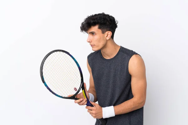 Ung Argentinsk Man Över Isolerad Vit Bakgrund Spelar Tennis — Stockfoto