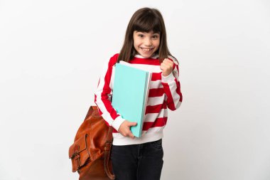 Beyaz arka planda izole edilmiş küçük öğrenci zaferi kutluyor.