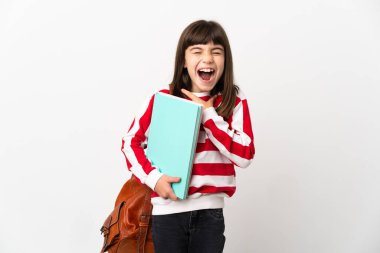 Beyaz arka planda izole edilmiş küçük kız çok gülümsüyor