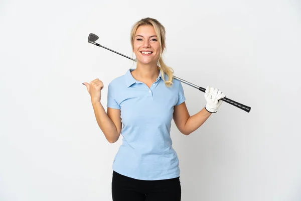 Mladý Ruský Golfista Žena Izolované Bílém Pozadí Ukazující Stranu Prezentovat — Stock fotografie