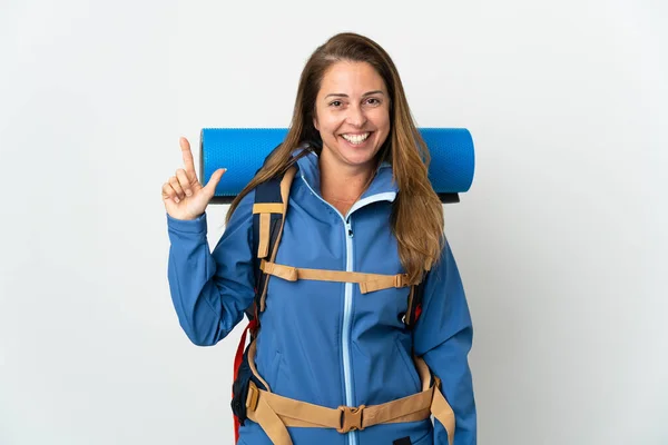Middle Age Mountaineer Woman Big Backpack Isolated Background Pointing Great — Stock Photo, Image