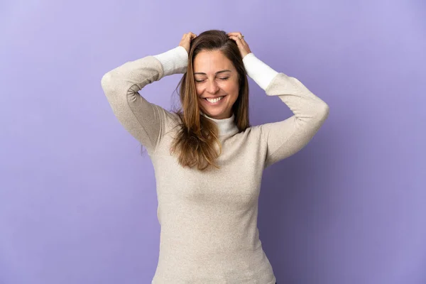 Middle Age Brazilian Woman Isolated Purple Background Laughing — Stock Photo, Image