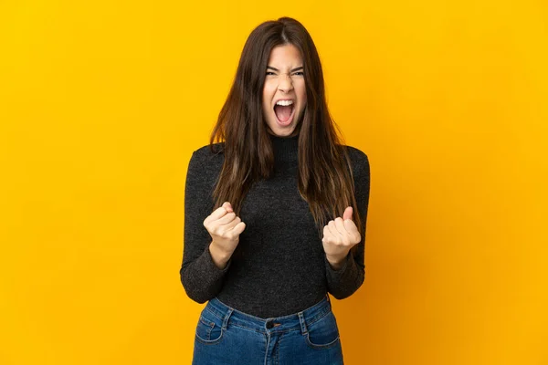 Adolescente Brasileiro Menina Isolada Fundo Amarelo Frustrado Por Uma Situação — Fotografia de Stock