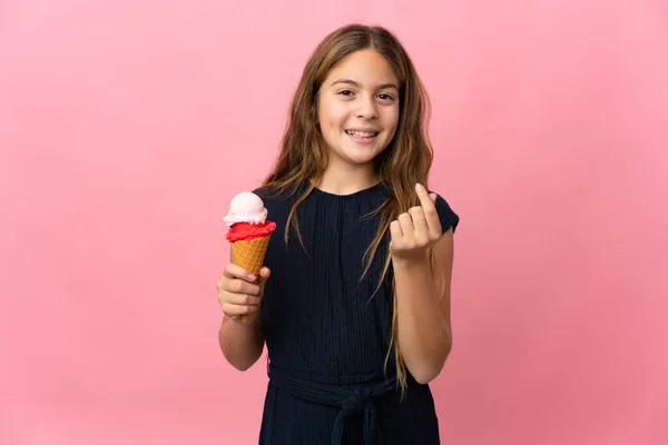 Barn Med Cornet Glass Över Isolerad Rosa Bakgrund Gör Pengar — Stockfoto