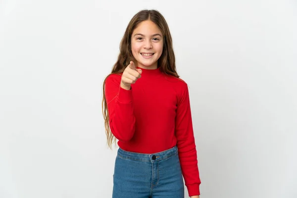 Niña Sobre Fondo Blanco Aislado Sorprendida Apuntando Hacia Delante —  Fotos de Stock