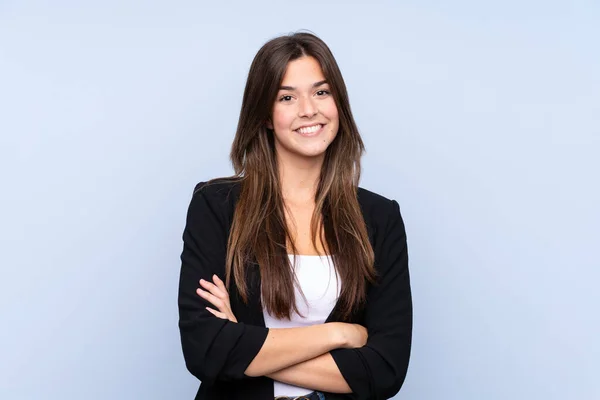 Jeune Femme Affaires Brésilienne Sur Fond Bleu Isolé Riant — Photo