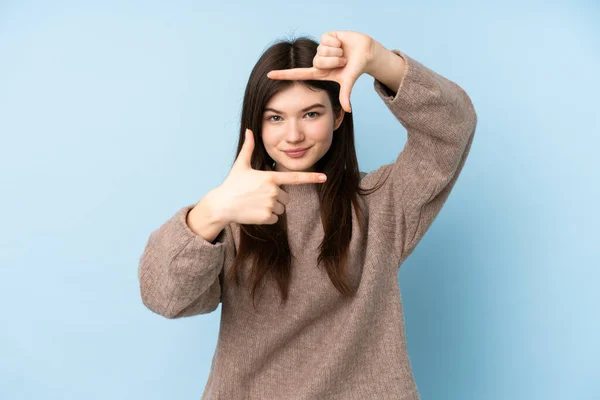 Ein Junges Ukrainisches Teenager Mädchen Trägt Einen Pullover Über Einem — Stockfoto