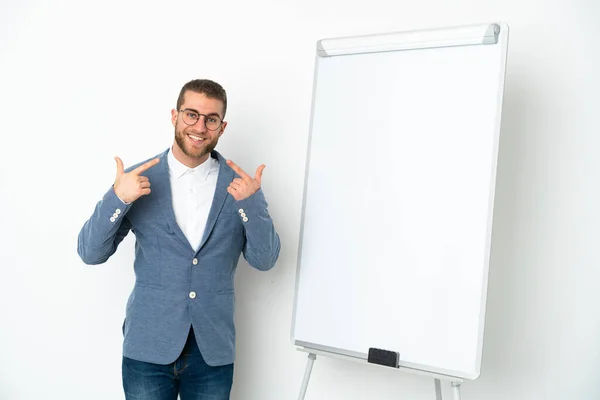 Jonge Zakenvrouw Geven Een Presentatie Witte Boord Geïsoleerd Witte Achtergrond — Stockfoto