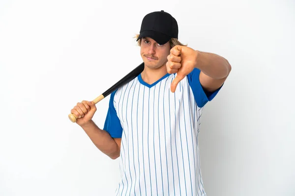 Ung Blond Man Spelar Baseball Isolerad Vit Bakgrund Visar Tummen — Stockfoto