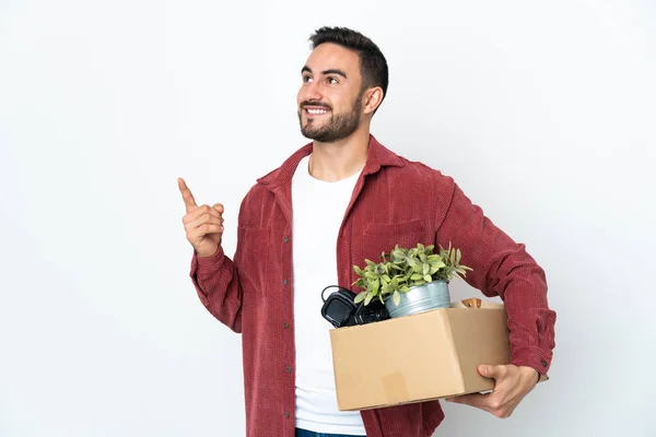 Ung Kaukasisk Man Gör Ett Drag Samtidigt Plocka Upp Låda — Stockfoto