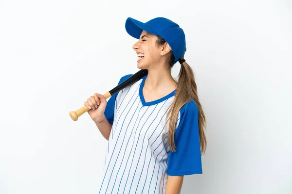 Joven Mujer Caucásica Jugando Béisbol Aislada Sobre Fondo Blanco Riendo — Foto de Stock