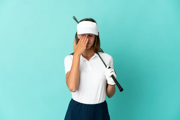 Donna Che Gioca Golf Sfondo Blu Isolato Con Espressione Stanca — Foto Stock