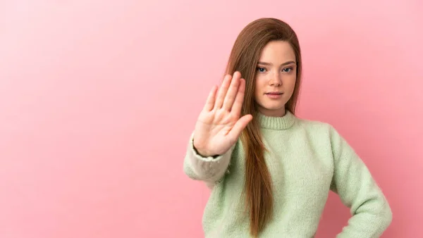 Teenager Girl Isolated Pink Background Making Stop Gesture — Stock Photo, Image