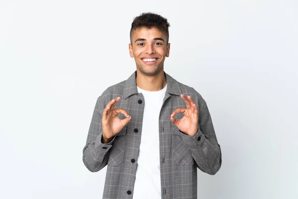 Young Brazilian Man Isolated White Background Showing Sign Two Hands — Stock Photo, Image