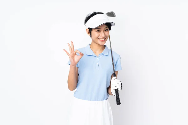 Jeune Golfeuse Vietnamienne Femme Sur Mur Blanc Isolé Jouant Golf — Photo