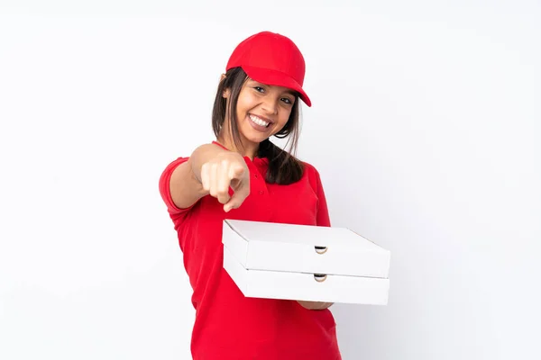 Jovem Pizza Entrega Menina Sobre Isolado Fundo Branco Aponta Dedo — Fotografia de Stock