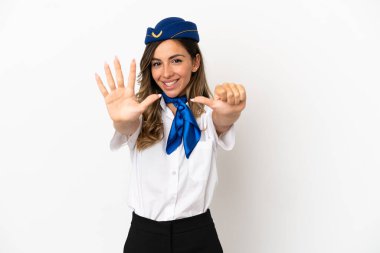 İzole edilmiş beyaz arka planda uçak hostesi parmakları olan altı kişi saydım.