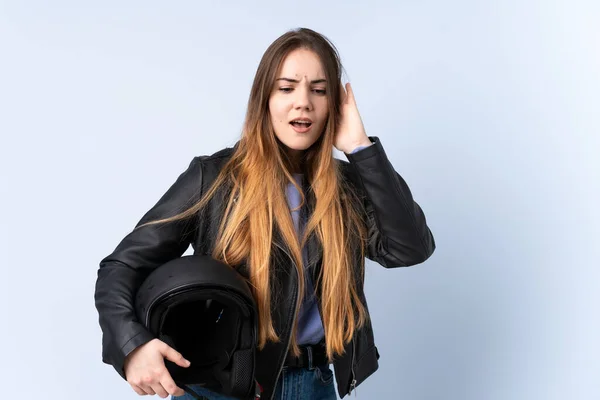 Mulher Com Capacete Motocicleta Ouvindo Algo — Fotografia de Stock