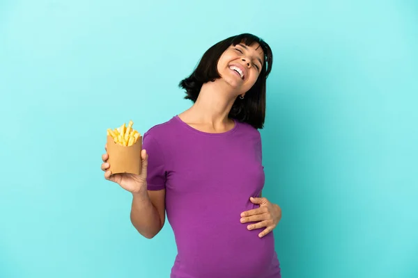 Terhes Kezében Sült Chips Felett Elszigetelt Háttér Nevetés — Stock Fotó