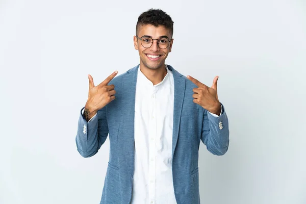 Junger Geschäftsmann Brasilianischer Mann Isoliert Auf Weißem Hintergrund Gibt Eine — Stockfoto