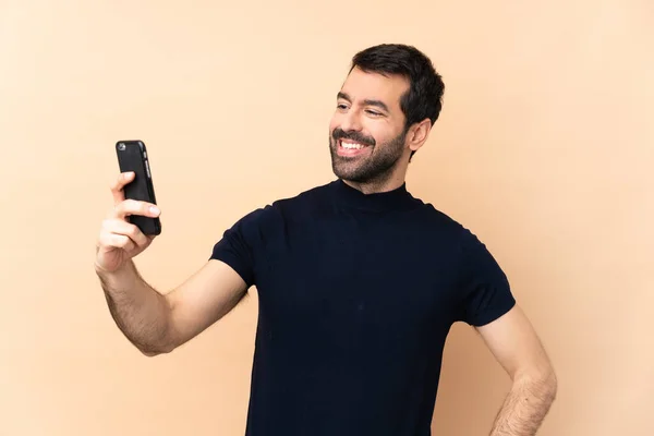 Caucasian Handsome Man Isolated Background Making Selfie — Stock Photo, Image