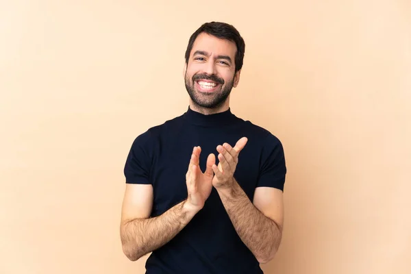 Blanc Bel Homme Sur Fond Isolé Applaudissements Après Présentation Dans — Photo