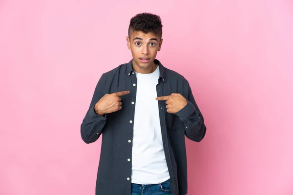Young Brazilian Man Isolated Pink Background Pointing Oneself — Stock Photo, Image