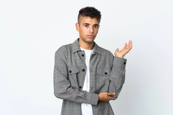 Young Brazilian Man Isolated White Background Having Doubts — Stock Photo, Image