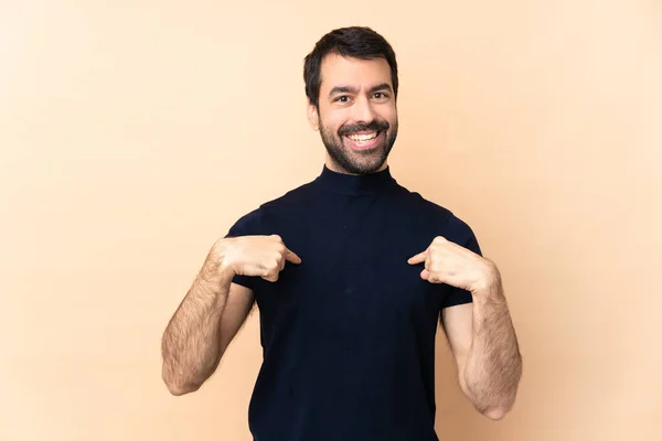 Kaukasischer Gutaussehender Mann Über Isoliertem Hintergrund Mit Überraschendem Gesichtsausdruck — Stockfoto