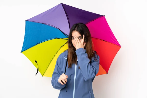 Mujer Sosteniendo Paraguas Aislado Sobre Fondo Blanco Cubriendo Los Ojos — Foto de Stock