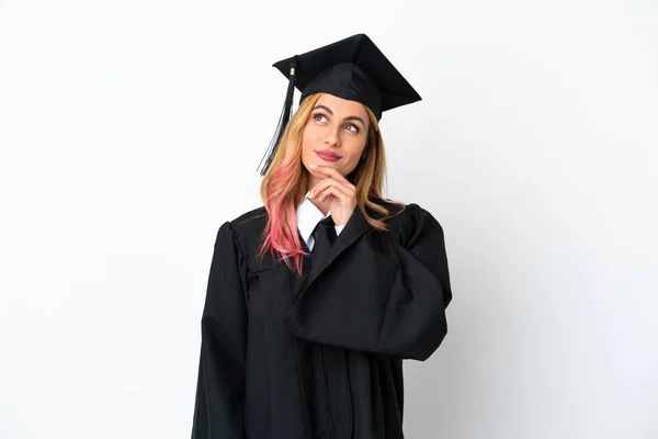 Graduação Universitária Jovem Sobre Fundo Branco Isolado Olhando Para Cima — Fotografia de Stock