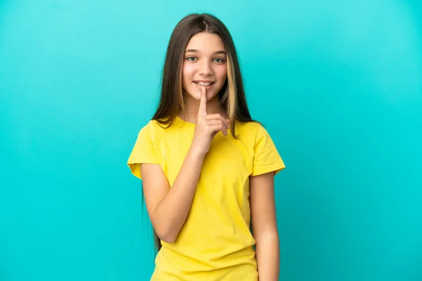 Menina Sobre Fundo Azul Isolado Mostrando Sinal Silêncio Gesto Colocando — Fotografia de Stock