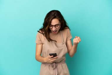 Restoran garsonu şaşırdı ve bir mesaj gönderdi.