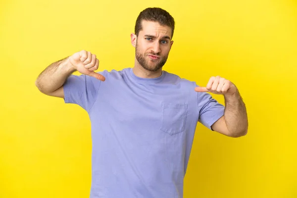 Handsome Blonde Man Isolated Yellow Background Proud Self Satisfied — Stockfoto